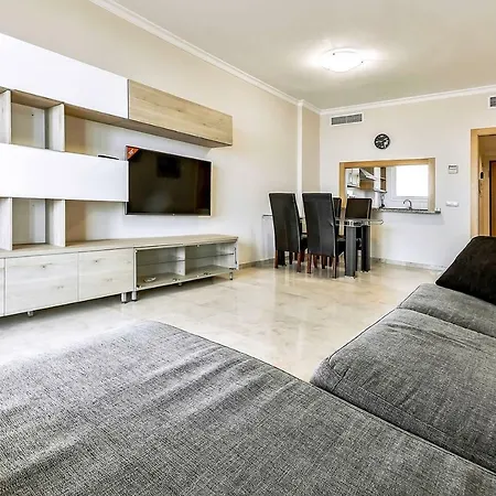 Playa De La Arena 1 Bedroom Apartment *